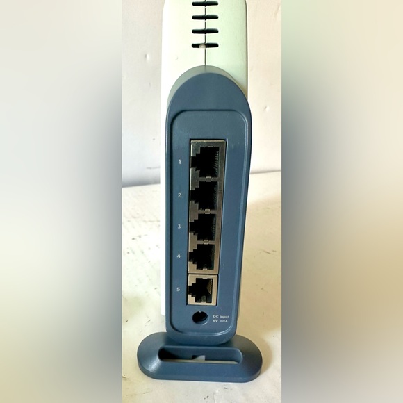 Belkin F5D5130-5 Ethernet 5-Port Wireless Networking Switch Router - Picture 11 of 15